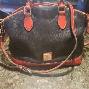 Dooney & Bourke